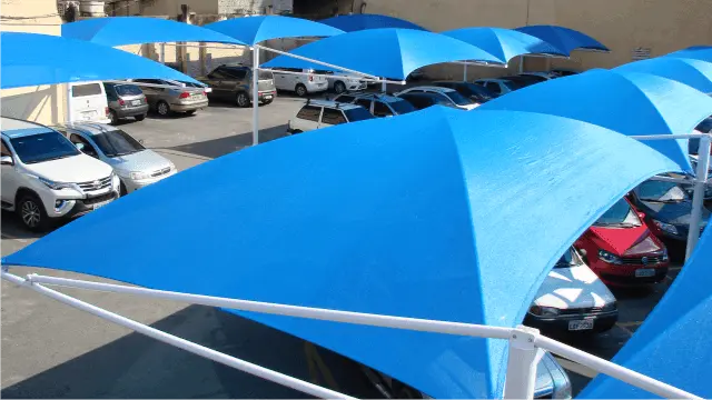 cobertura de garagem de estacionamento