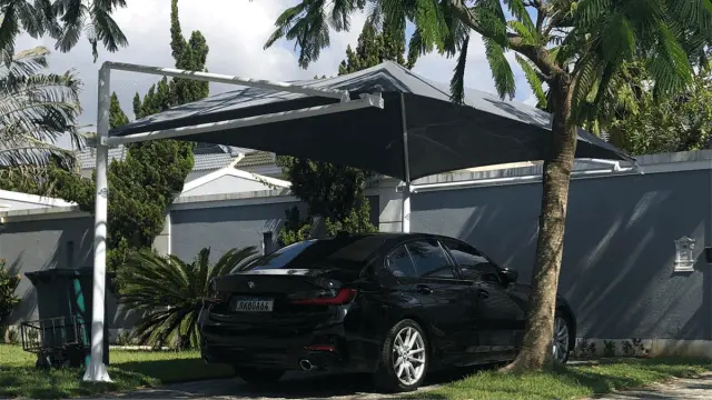 tela cobertura de estacionamento